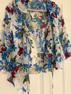 Forever 21 White Sheer Floral Tie-Front Blouse with Blue & Red Flowers